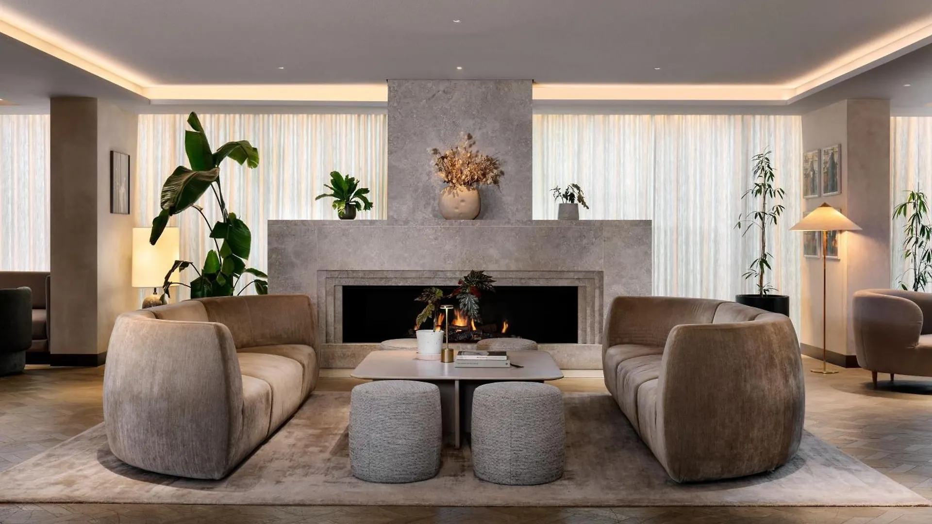 The Stratford, Autograph Collection Hotell London