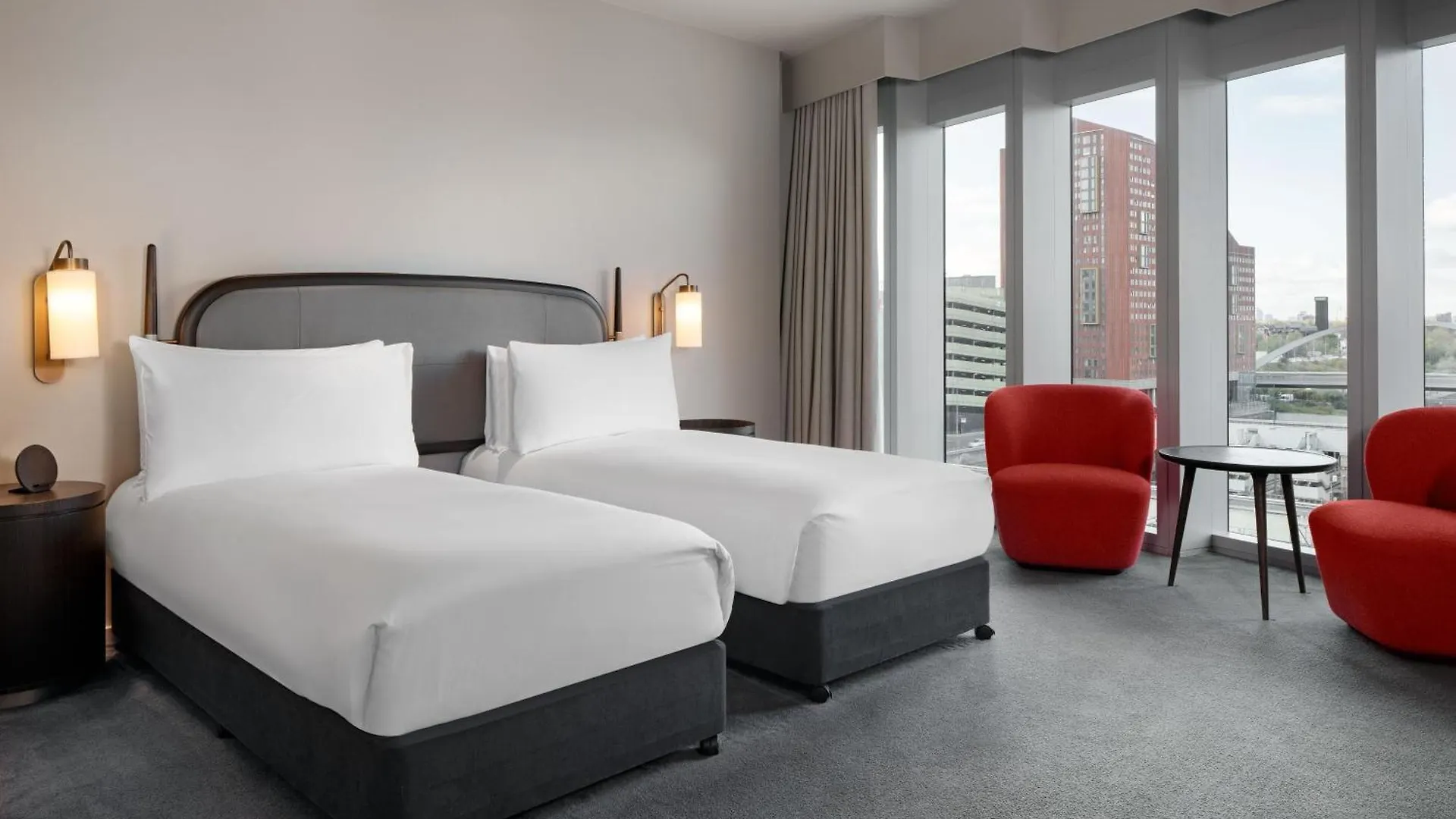 The Stratford, Autograph Collection Hotell London