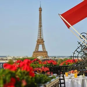 ***** Hotell Plaza Athenee - Dorchester Collection Frankrike